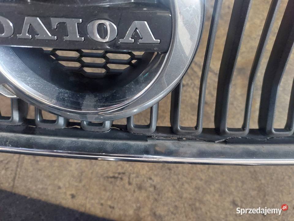 Xc40 grill zaproponuj cenę Częstochowa sprzedam
