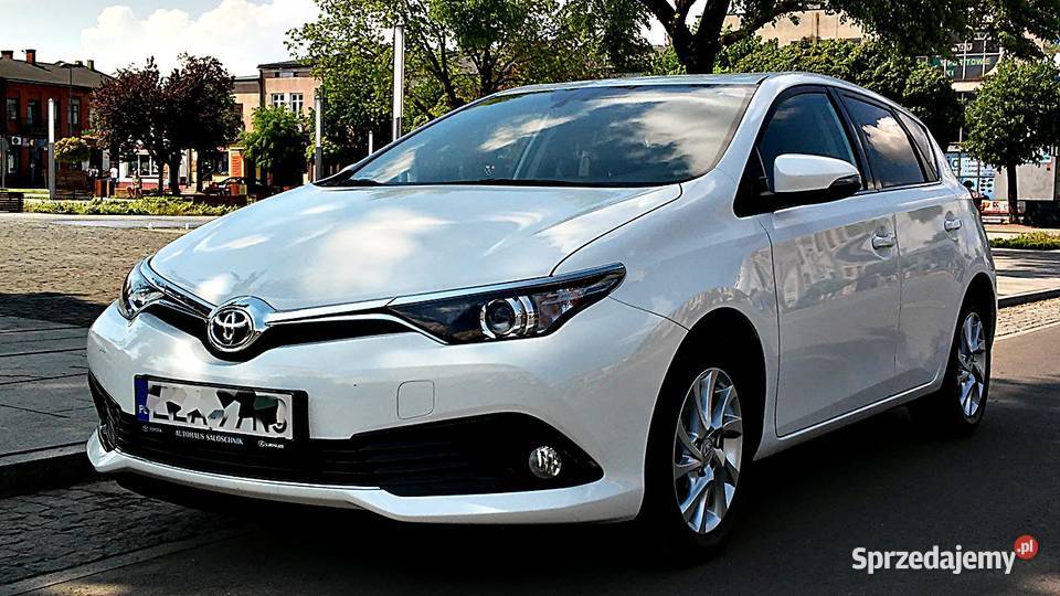 Toyota Auris 12 TURBO Łask