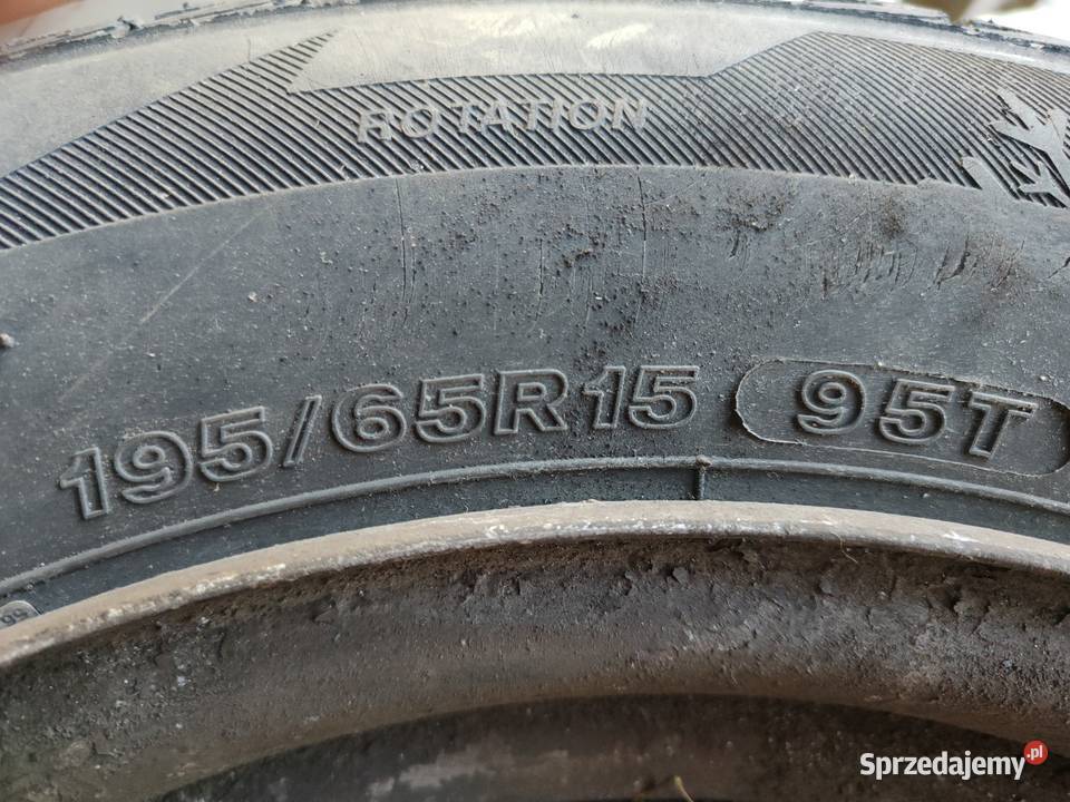 Sprzedam opony zimowe 19565 R15 na stalowych Jelenia Góra