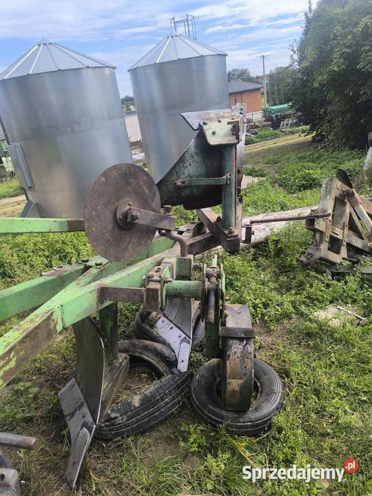 Pług zagonowy czteroskibowy nieuszkodzony
