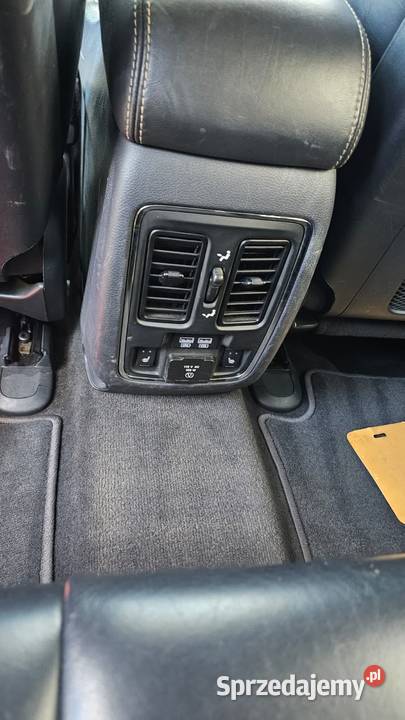 Jeep Grand Cherokee 57 V8 Overland klimatyzacja