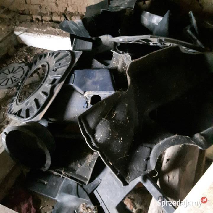 mercedes 190 pozostałości Rok produkcji 1990 Giżycko sprzedam