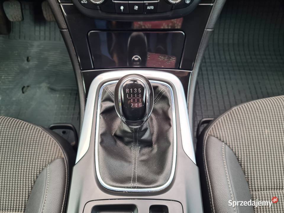 Opel Insignia 160 Salon Polska 1 właściciel centralny zamek warmińsko-mazurskie Olsztyn