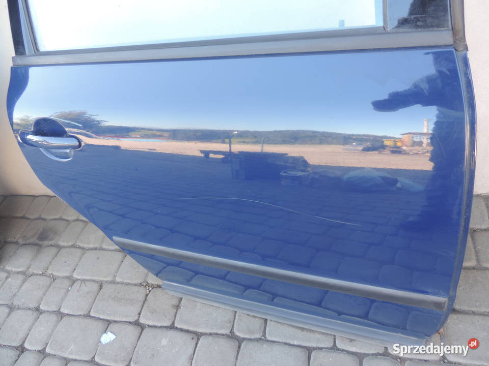 VW PASSAT B5 SEDAN DRZWI PRAWY TYŁ LA5E