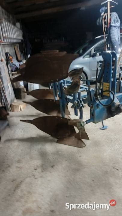 Pług trzy skiby obrotowy Pługi Miechów