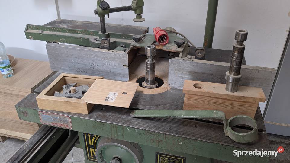 Frezarka dolnowrzecionowa Gomad FD1 sprzedam