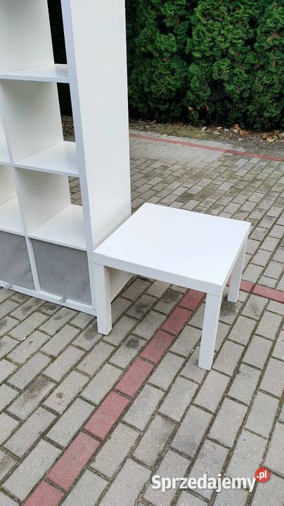 Sprzedam dwa regały i stolik IKEA