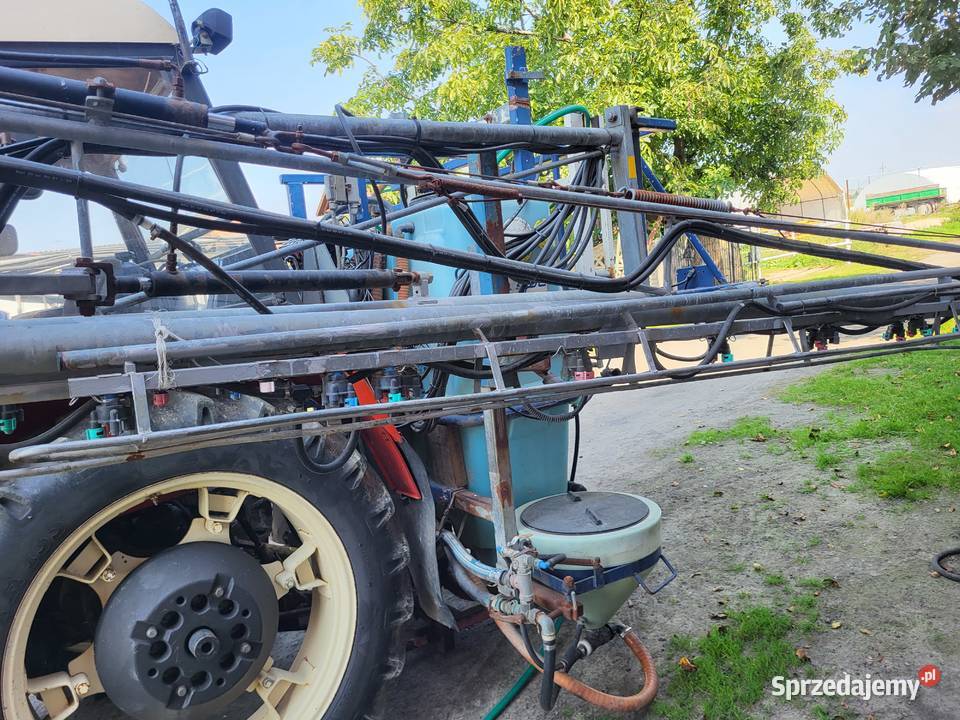 Opryskiwacz 1000l hydraulicznie rozkladany Kalisz