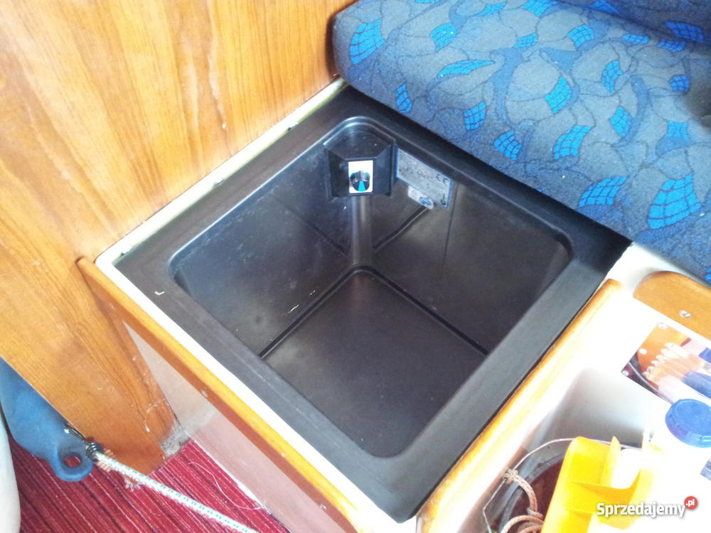 Jacht morski Becker 27 stacj diesel 1GM10 Rok produkcji 1976 Szczecin sprzedam