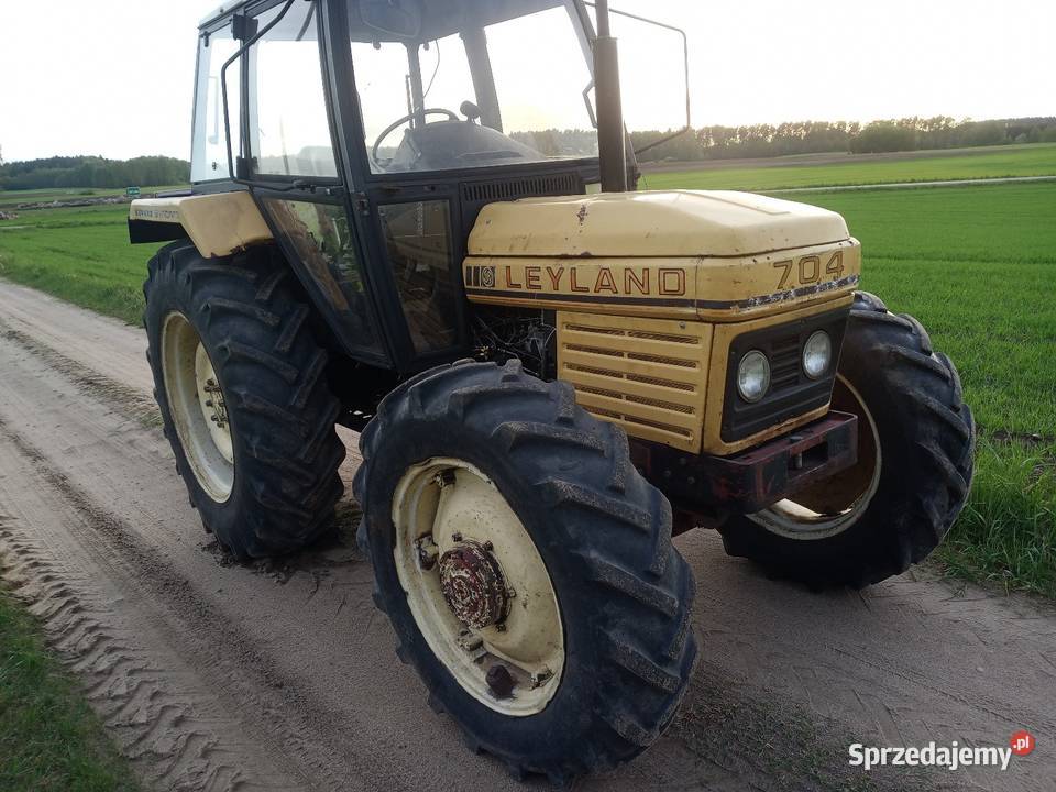 Ciągnik 4x4 Perkins 4cyl 75 koni Hartowiec