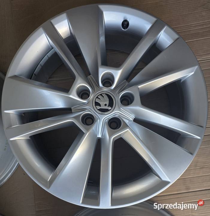 Alufelgi felgi Skoda 18 5x112 Brudzew sprzedam
