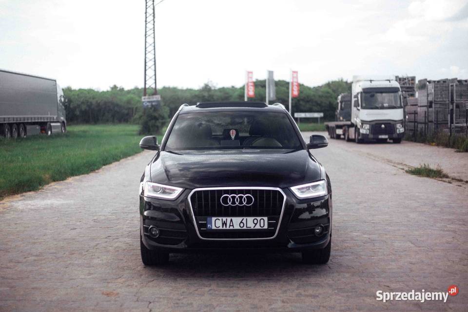 Audi Q3 20 220 automat tiptronic benzyna czarna wspomaganie kierownicy Q3 Wrocław