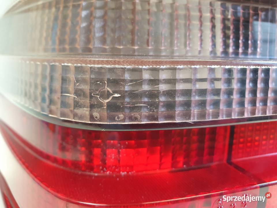 Mercedes W124 sedan 9397r TYLNA LAMPA LEWA lewy Części samochodowe Rudka