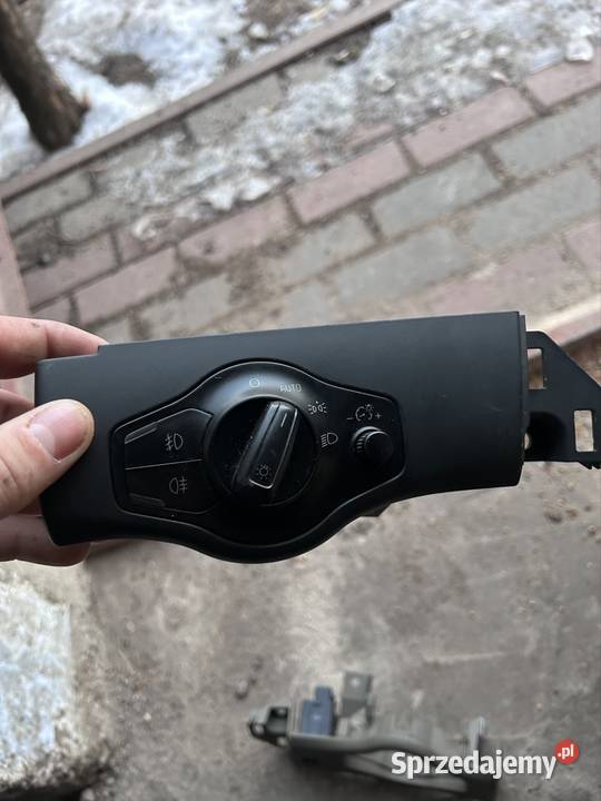 Wnętrze audi b8 na części osobowe Opatów sprzedam
