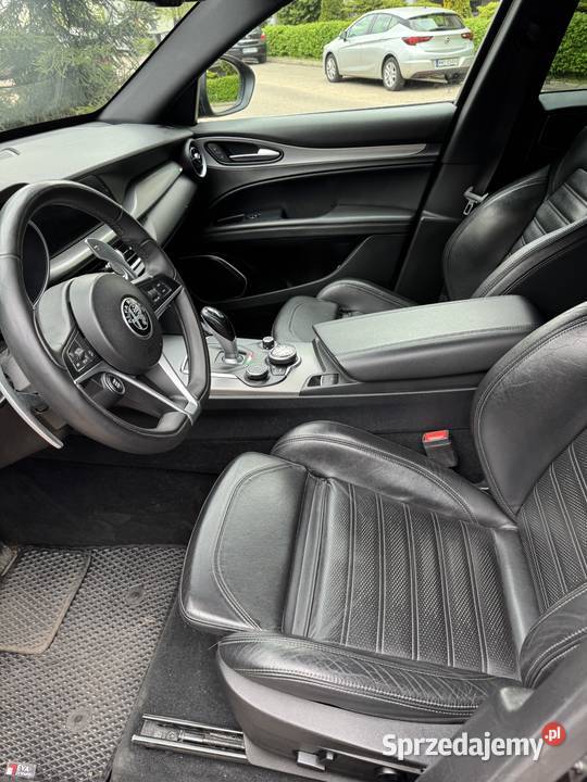 Alfa Romeo Stelvio przyciemniane szyby