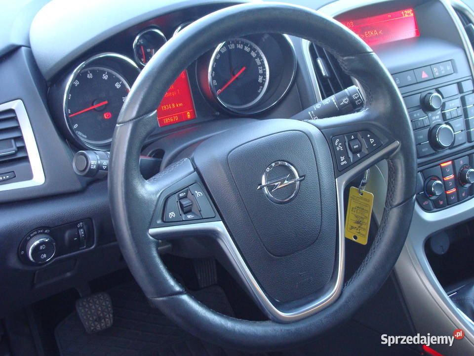 Opel Astra 14 Turbo benzyna 140 sprowadzony Radom