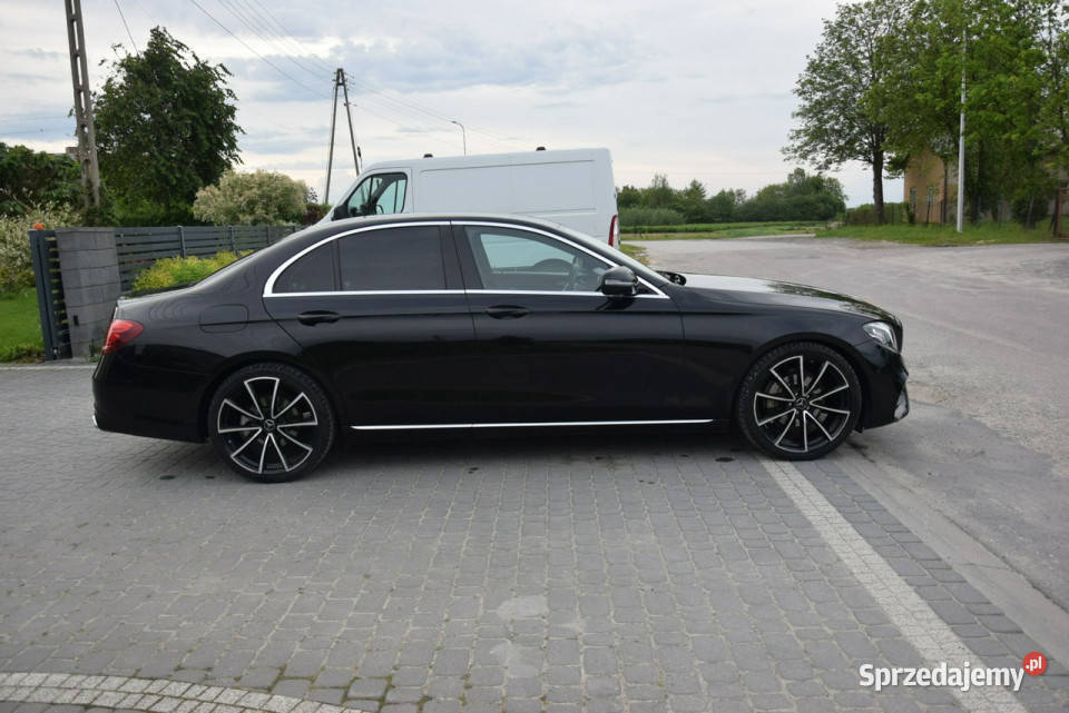 Mercedes E 200 20D 2019r AMG Super Stan Majdan Sieniawski sprzedam