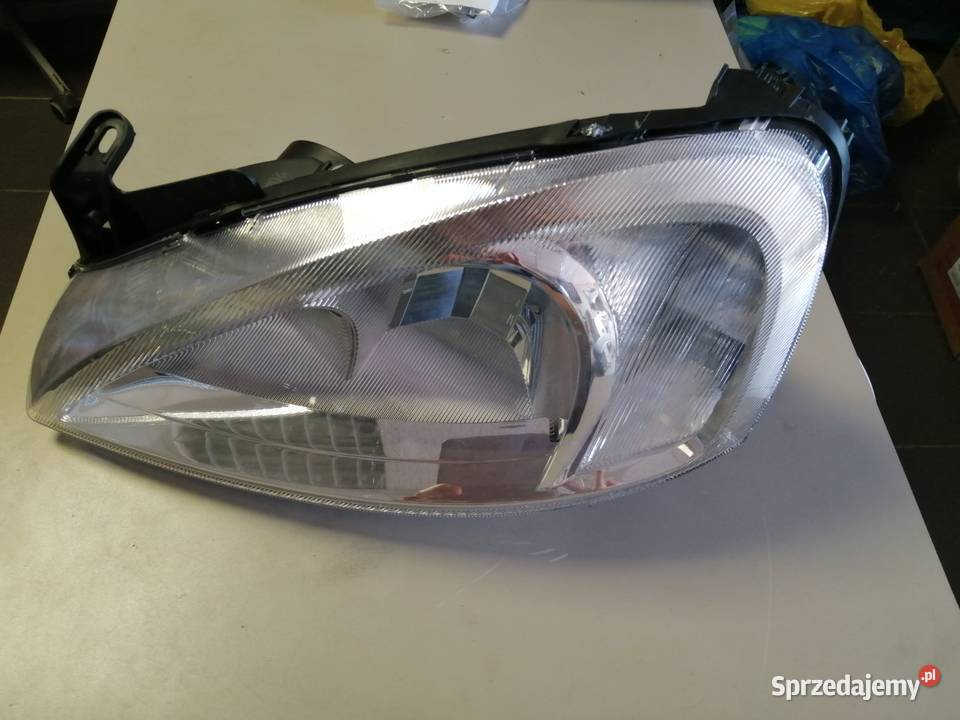OPEL CORSA C REFLEKTOR LEWY BOSCH osobowe Pruszków