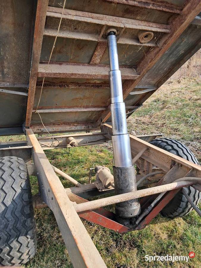 Przyczepa rolnicza jednoosiowa nieuszkodzony