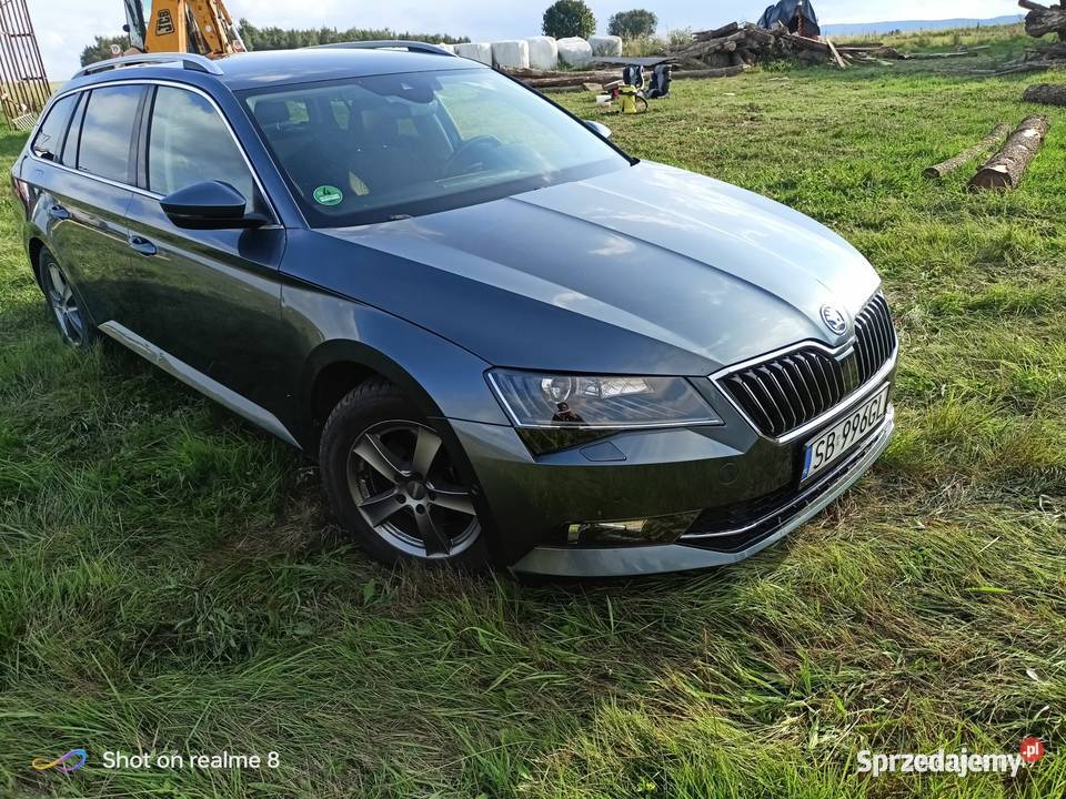 Skoda SUPERB III welurowa tapicerka