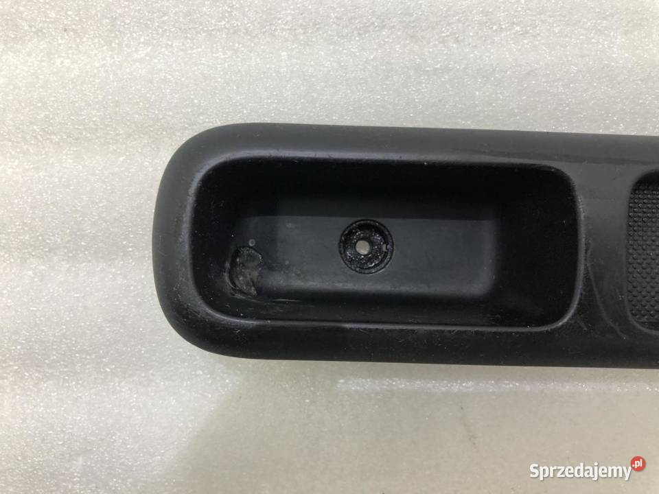 PRZEŁĄCZNIK SZYBY LEWY 96650618ZD PEUGEOT 5008 osobowe