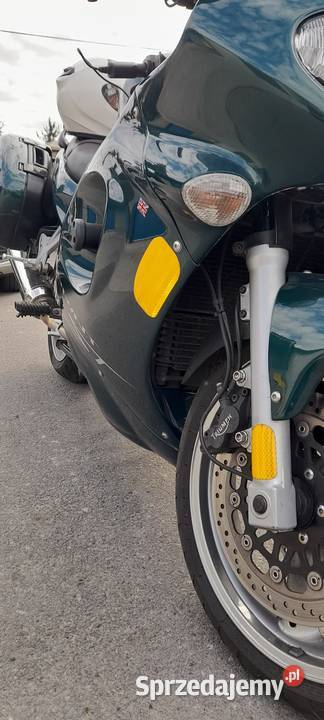 Triumph Sprint 955i honda Yamaha suzuki Radwanice
