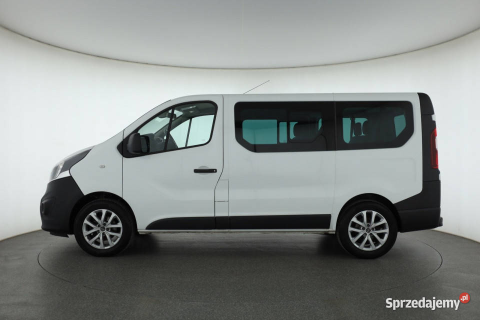 Opel Vivaro 16 BiCDTI Piaseczno