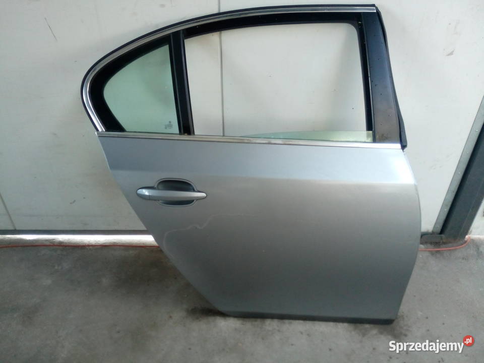 BMW E60 DRZWI prawe tył SILBERGRAU METALIC A08 osobowe Bydgoszcz sprzedam