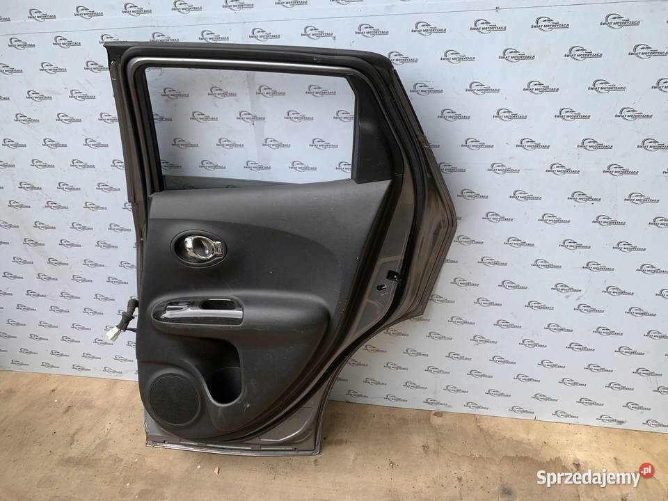 NISSAN JUKE I LIFT 15r drzwi prawe tył