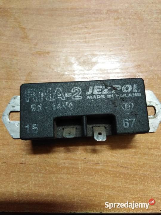 Regulator napięcia alternatora RNA2 6 9 diodowy Jasło