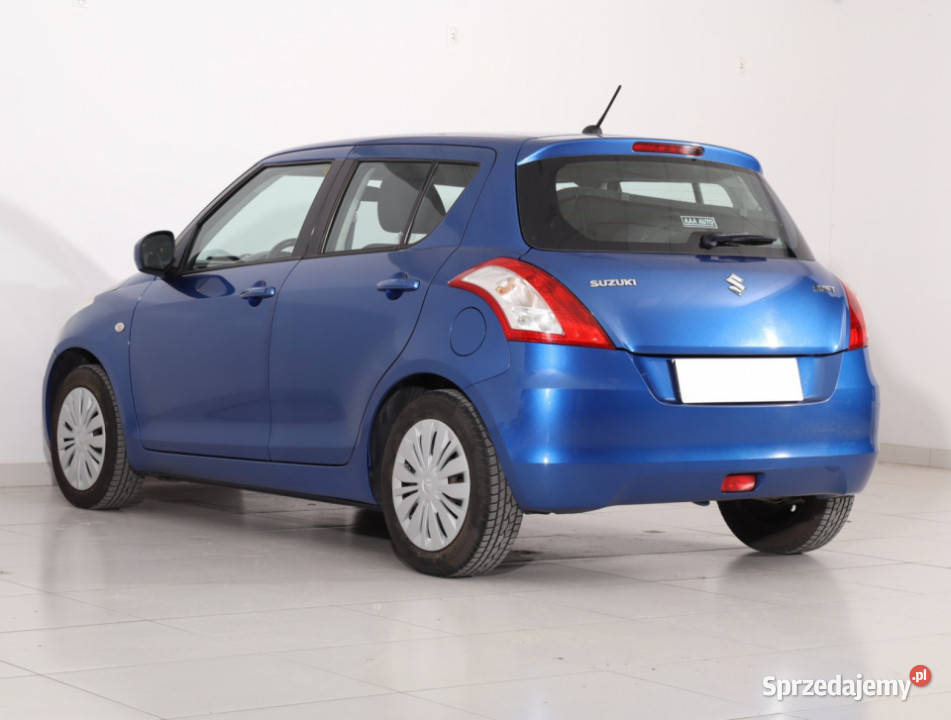 Suzuki Swift 12