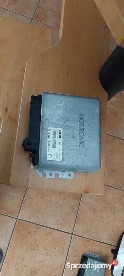 Sterownik silnika ECU 9146663 Saab 900 Części samochodowe Szczecin