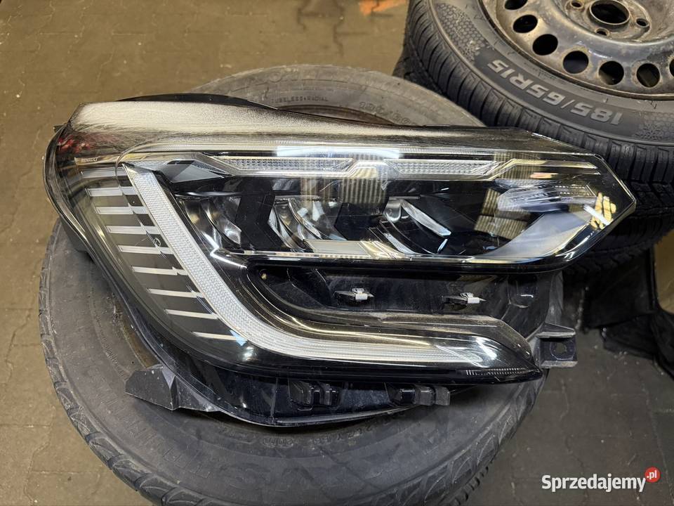 Lampa Reflektor Prawy Przod Renault Captur II 2 osobowe Lampy przednie Kłobuck