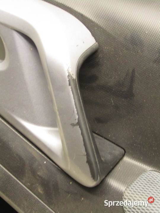 BOCZEK TAPICERKA DRZWI PRAWY PRZÓD PRZEDNIA