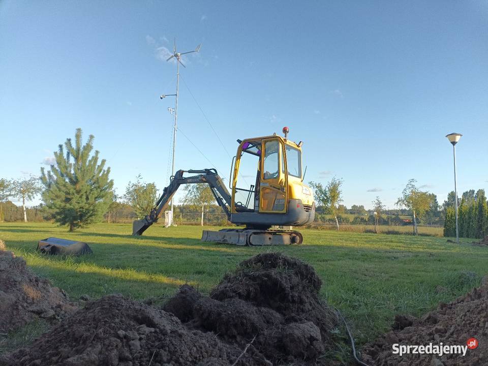 Wykopy minikoparką przyłącza wodnokanalizacyjne Koszalin