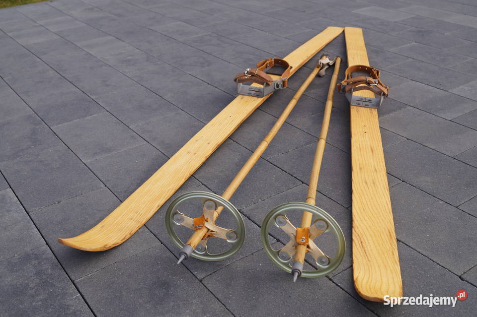 Stare narty jesionowe 155 kijki w komplecie Pruchnik