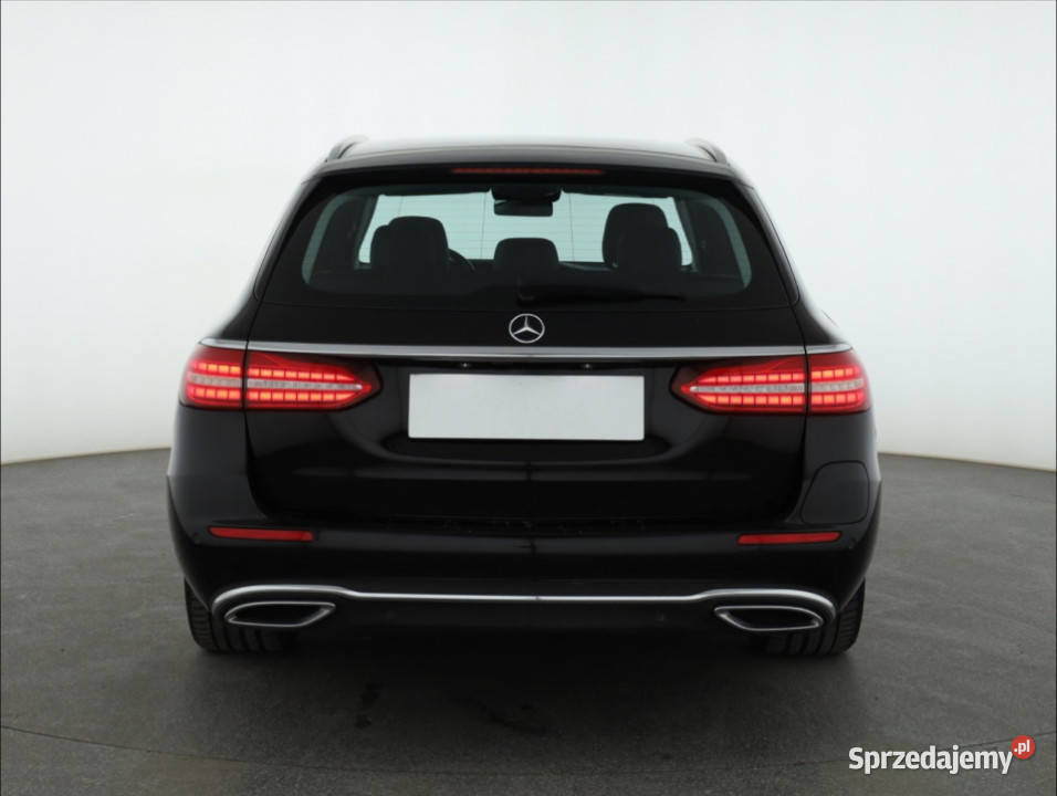Mercedes E E 300 de 4MATIC wielofunkcyjna kierownica Piaseczno