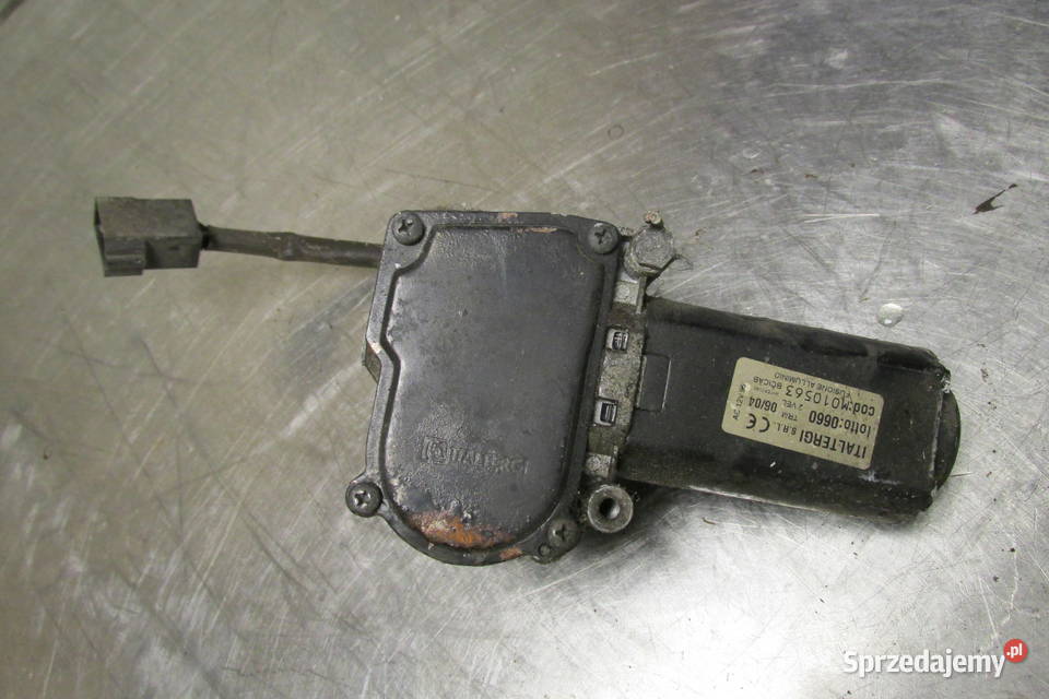 Silniczek wycieraczek Microcar Mc1 04r części Sandomierz sprzedam