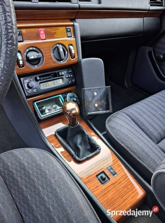 Zamienię Mercedes w124 230e Czarna Woda