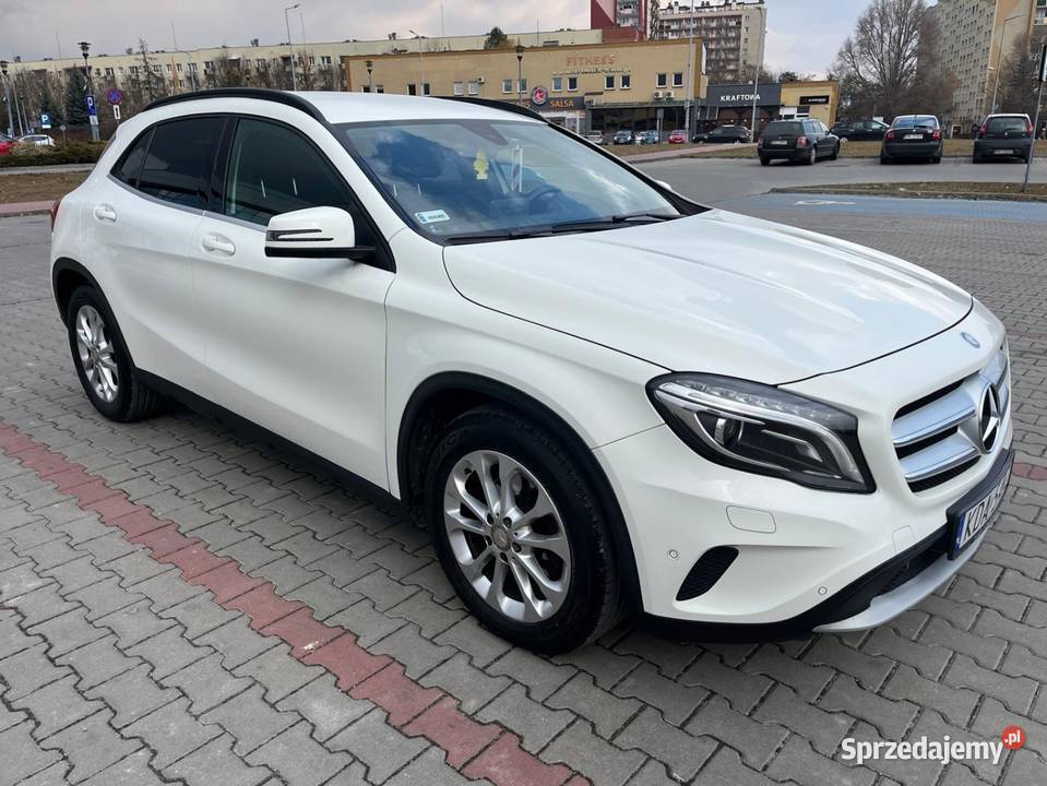 Mercedes GLA 200 2015 salon Polska nieuszkodzony