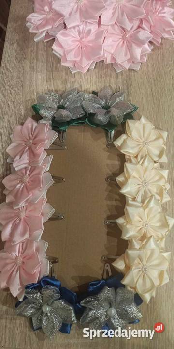 Ręcznie robione spineczki Działyń