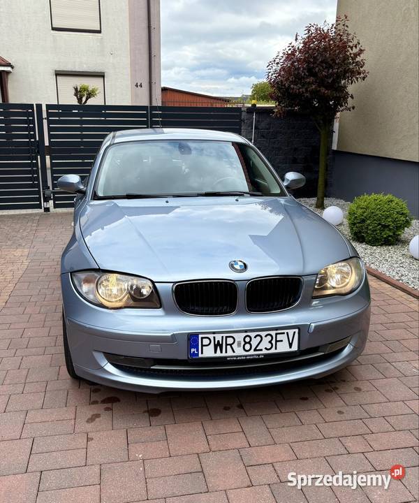BMW seria 1 Rok produkcji 2009