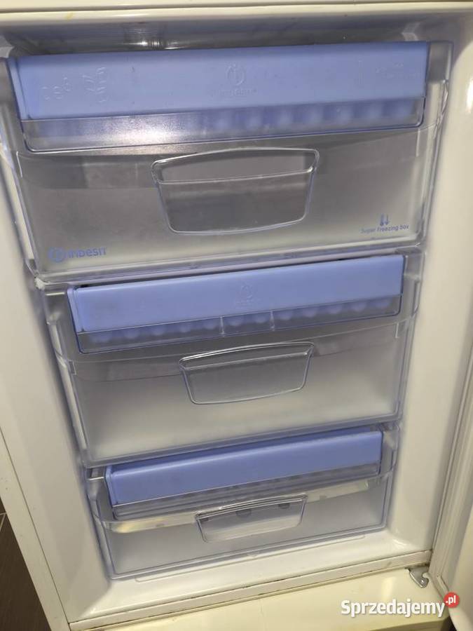 Sprzedam lodówkę Indesit 60cm Chełm