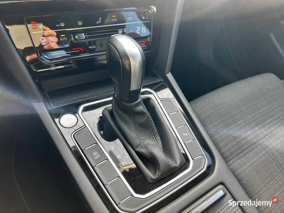 Volkswagen Passat 15 DSG7 benzyna Kraków sprzedam