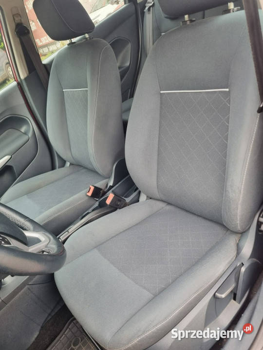 Ford Fiesta Klima Kamera Ładny Sprawny Zadbany wiśniowy Fiesta Szczecin