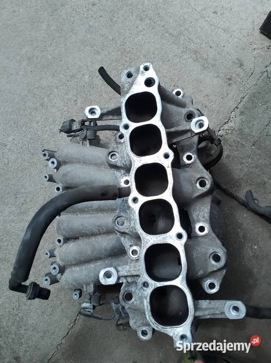 Kolektor ssący 2 części Mitsubishi Galant VIII Wyrzysk
