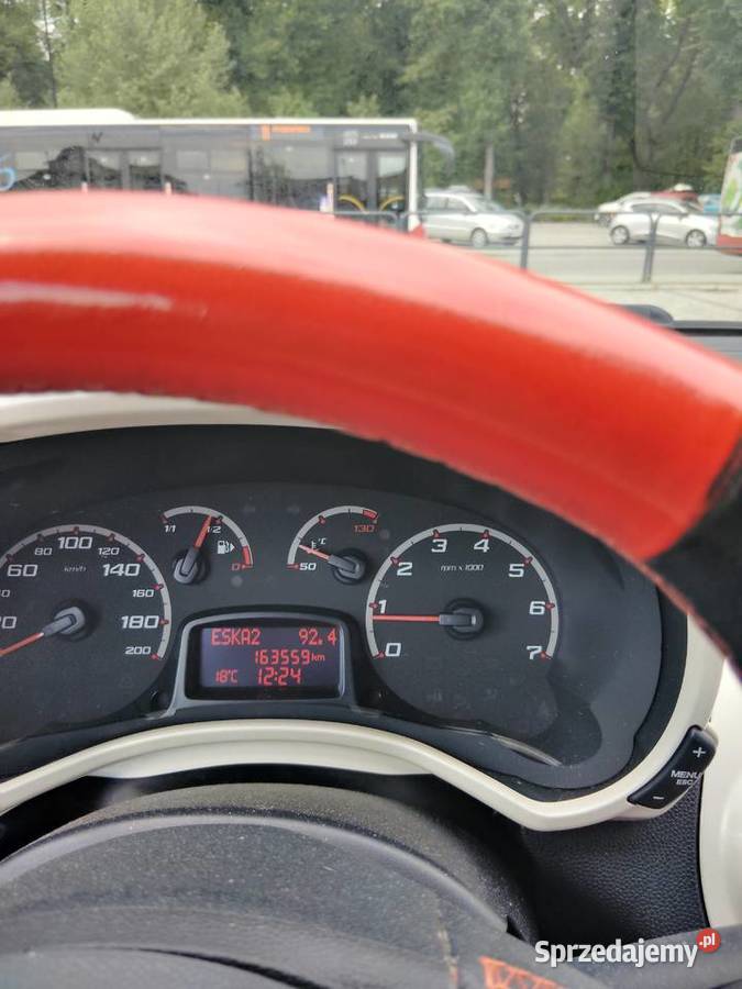 SPRZEDAM FOED K 2009 12 benz gniazdo AUX Nowy Sącz