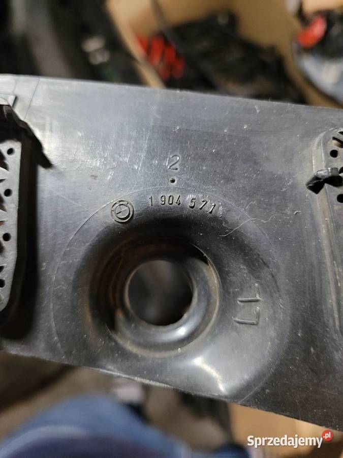 Kratka podszybia bmw e30 osłona zaślepka Kalisz sprzedam