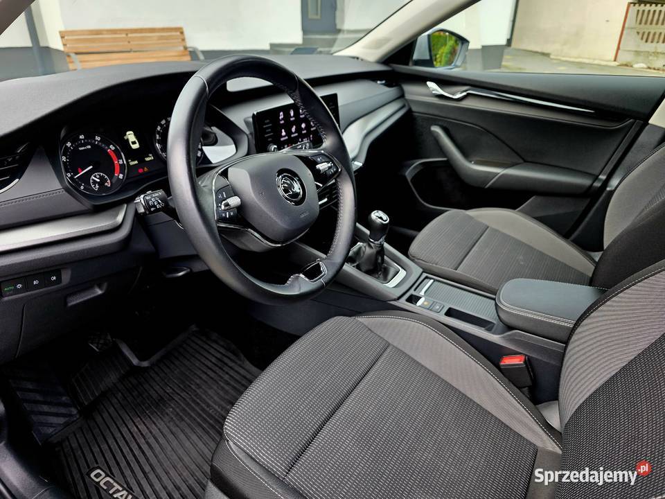 KODA Octavia 15 TSI Ambition ACT 150 Full LED manualna śląskie Będzin