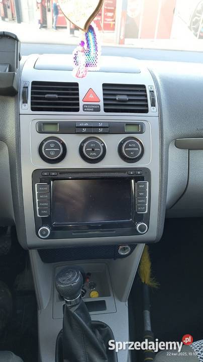 VW Touran 2010r